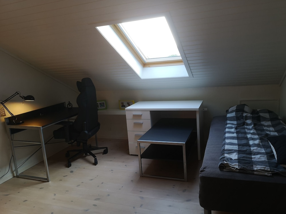 Rose Cottage 70m2 Tórshavn with Parking view 2