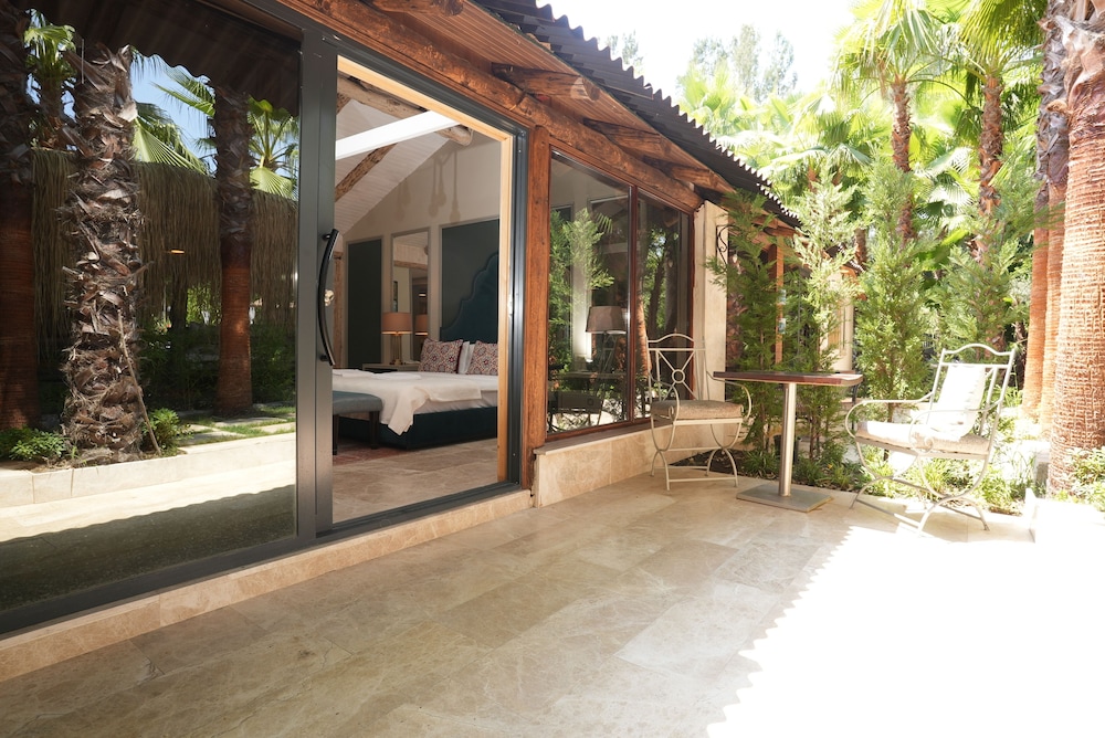 Layla Gocek - Yetişkinlere Özel - Image 39