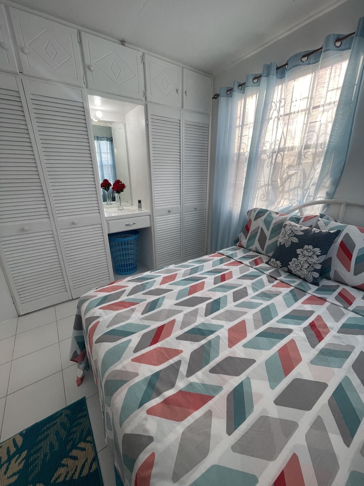 Searocks Beach Apartment view 5