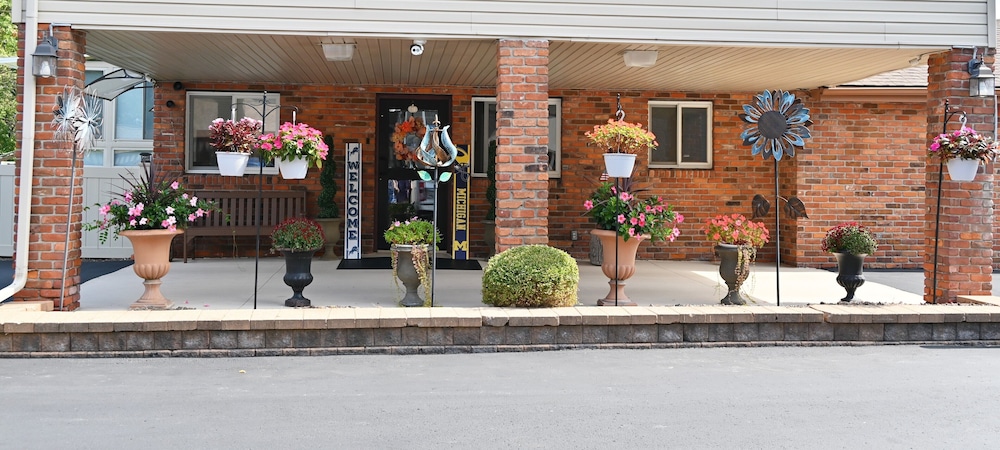 Fellows Creek Lodge