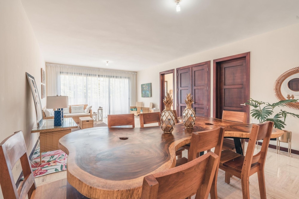 Apartment w 2BR Close to the Beach at Portillo X view 4