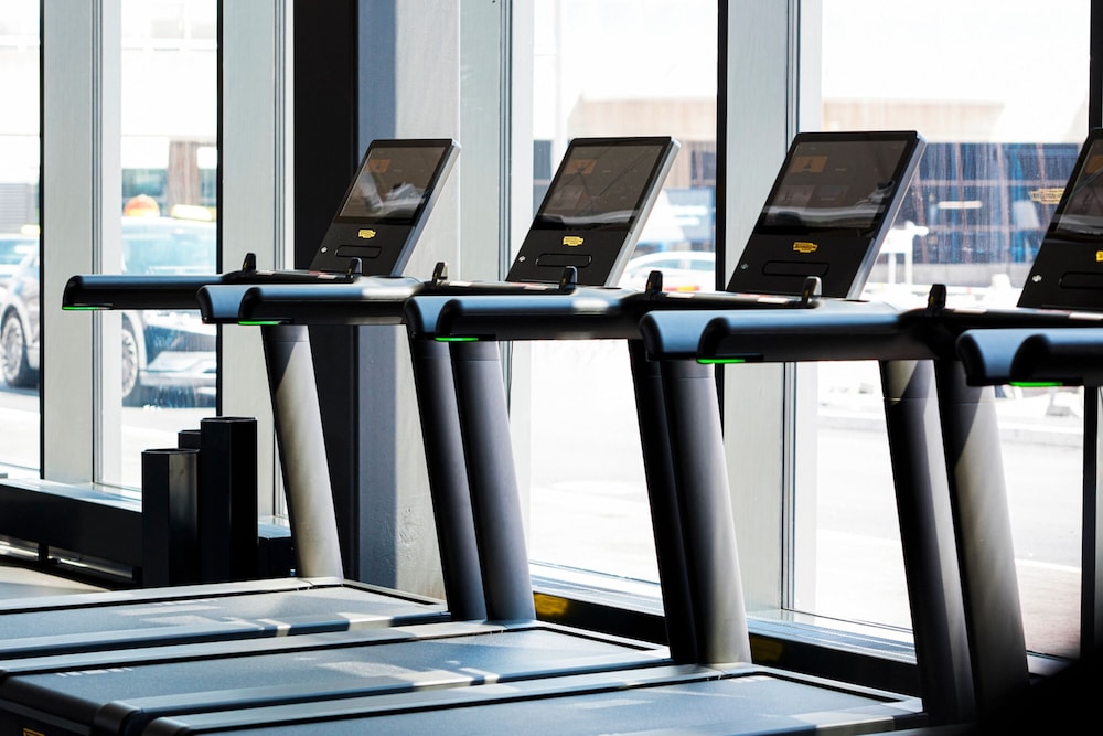 Vantaa Vacations - Clarion Hotel Helsinki Airport - Property Image 3