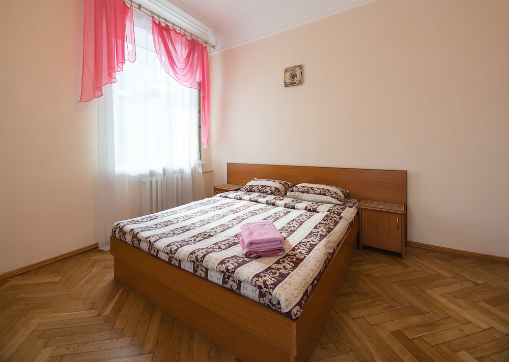 Kiev Accommodation Hotel Service