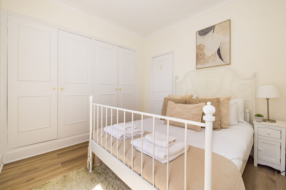 The Pimlico Apartments