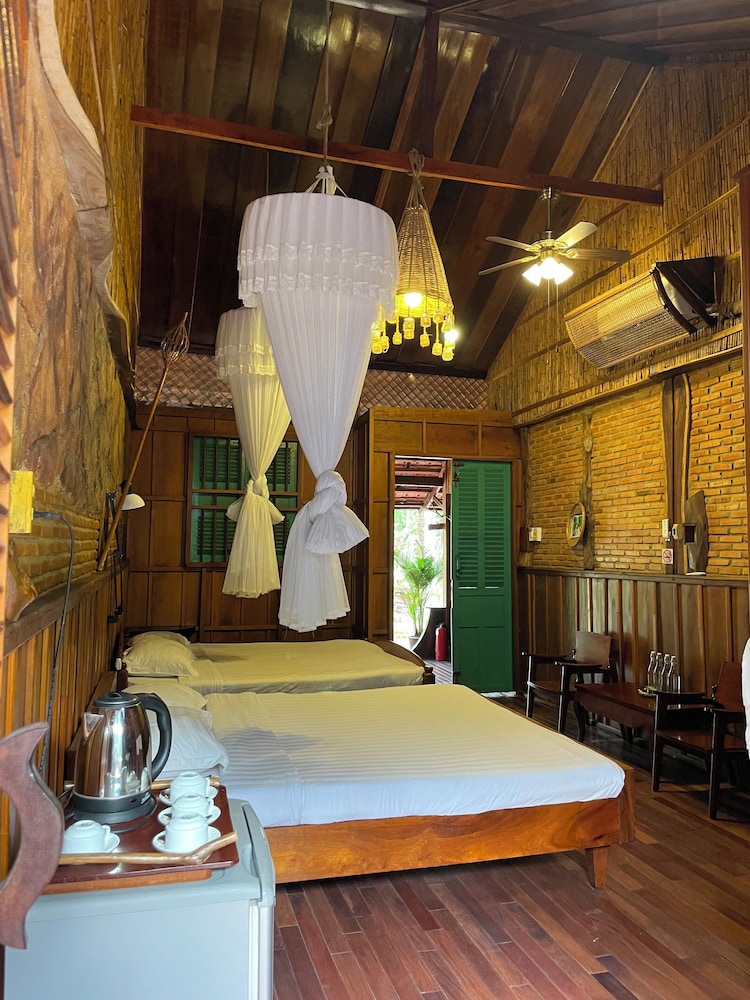 Vamxang Rustic Home