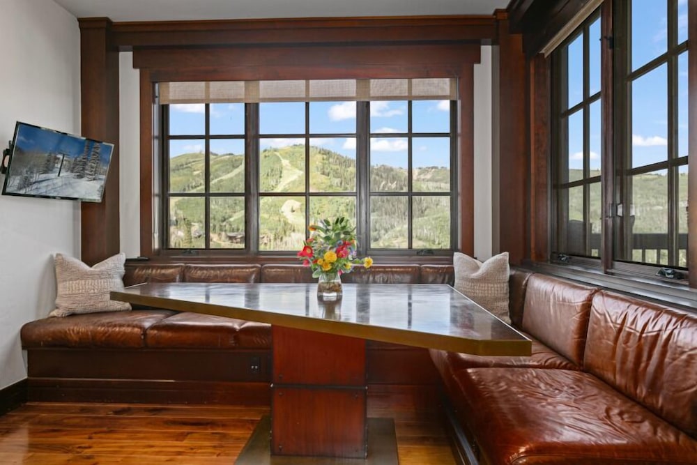 301 - Three Bedroom Flagstaff 3 Condo