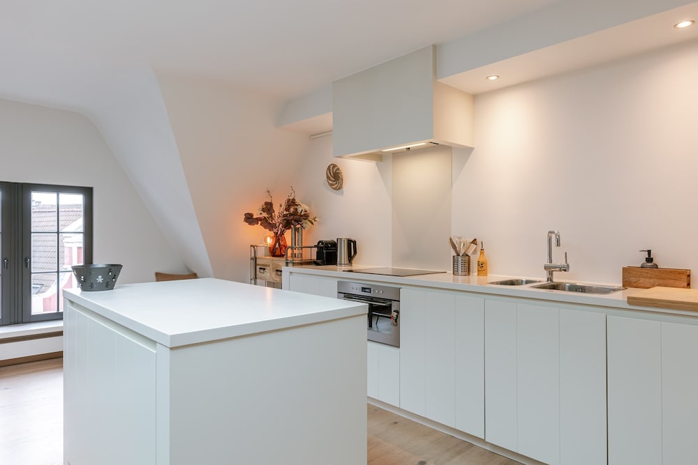 Huswell Modern Apartment in Historic Ghent
