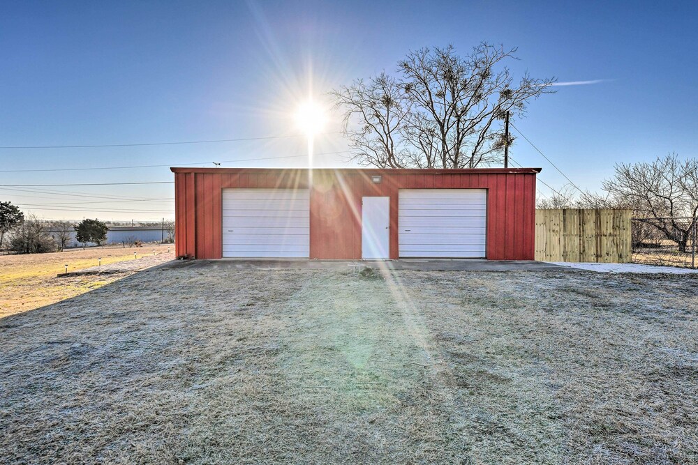 1 Mi to Belton Lake: Peaceful Temple Escape! view 4