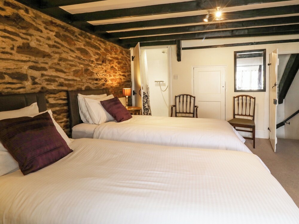 Hearthstone East Cottage