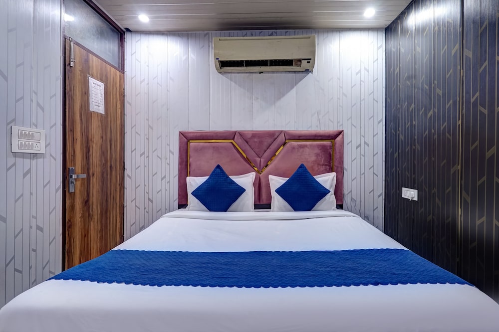 Hotel Anvit Residency - By The Arrow