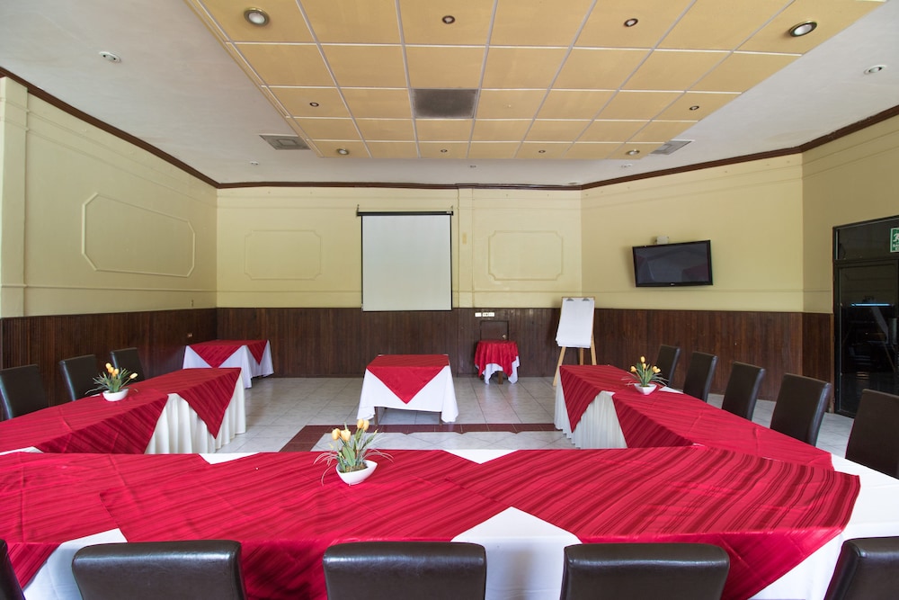 meeting & event spaces