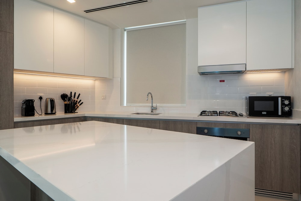 Experience 2BR Luxury Living  LIV Marina