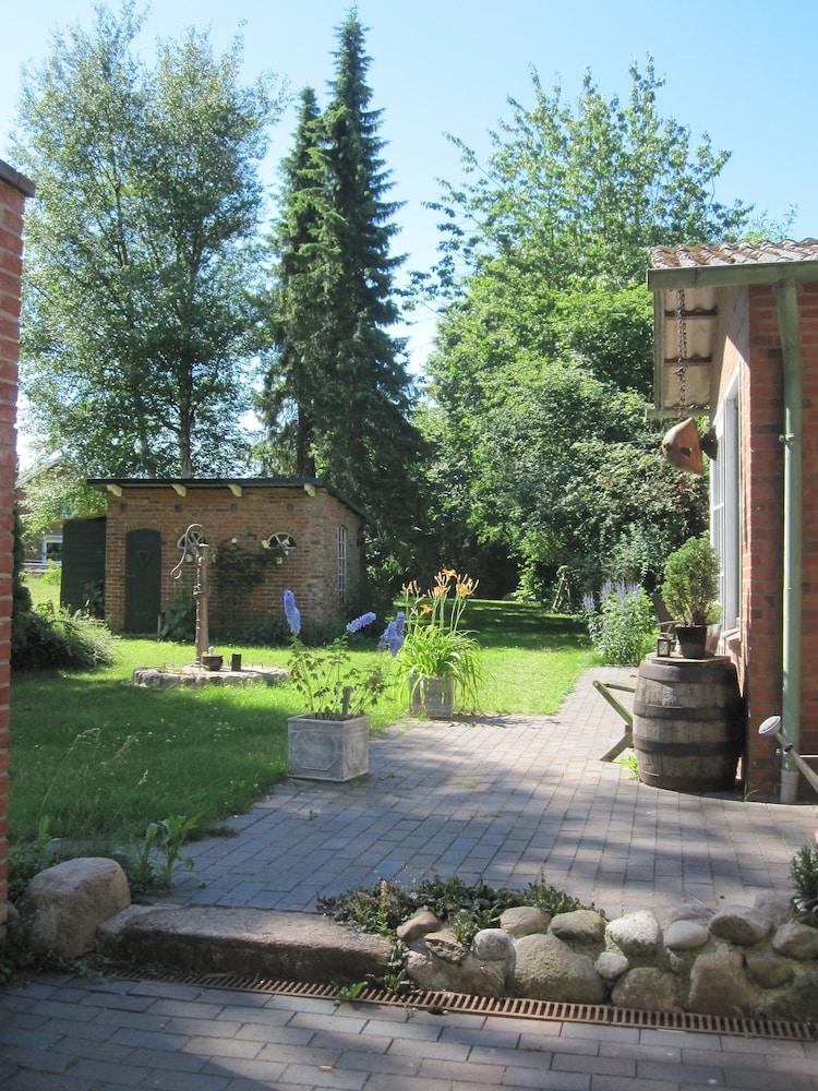 Photo 56