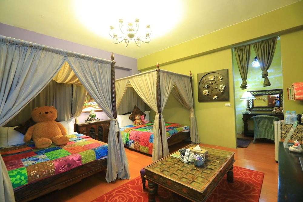 Bear Bear Homestay