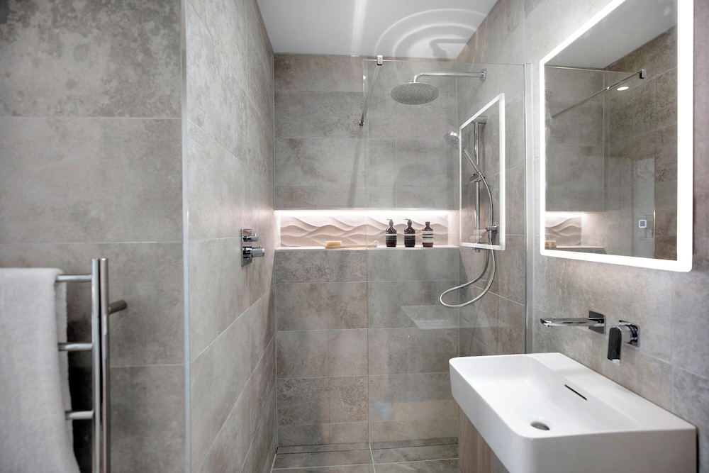 Bovisand Harbour by Smart Welcomes