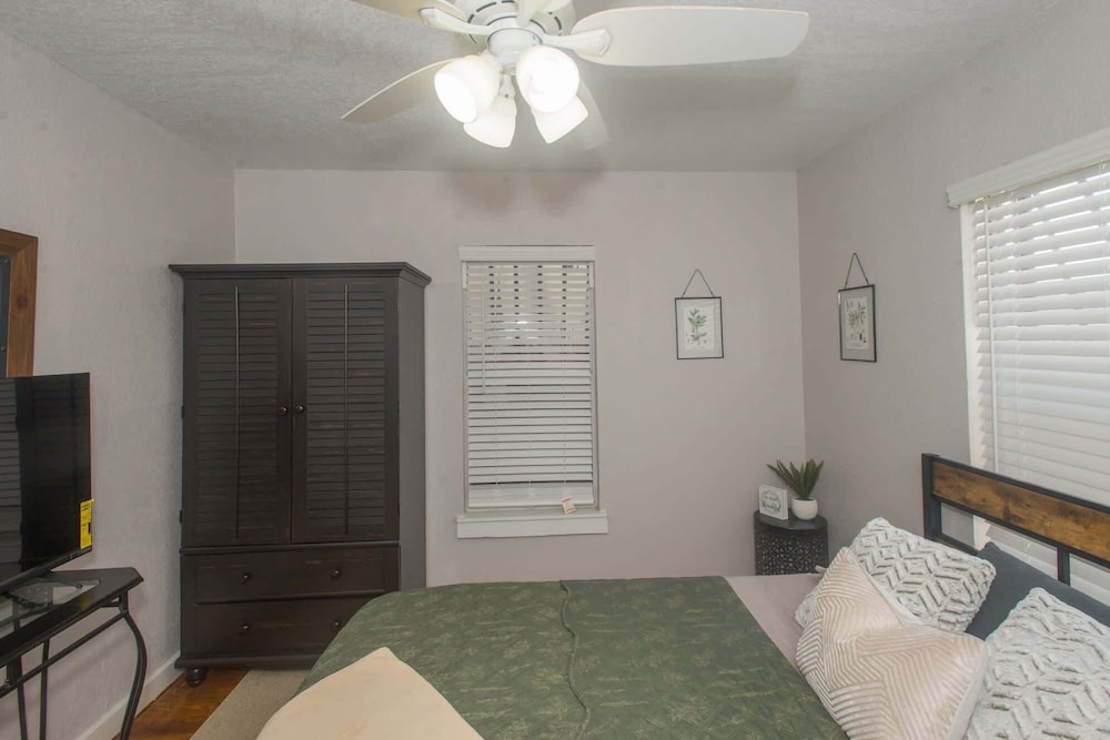 Brunswick Bungalow 6ppl