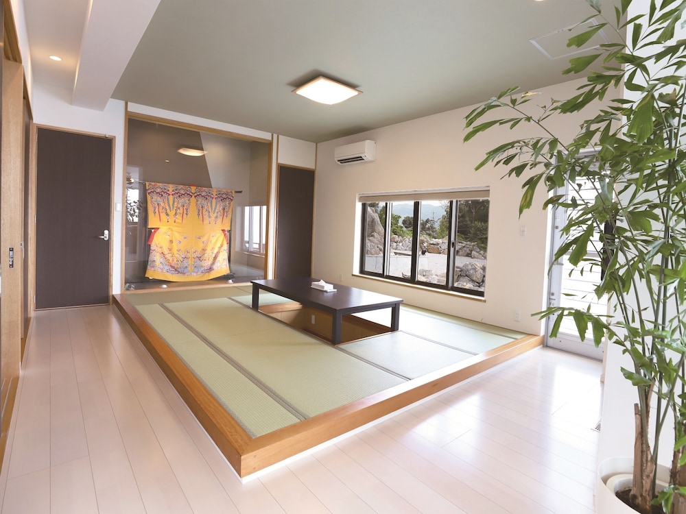 Churamui Terrace