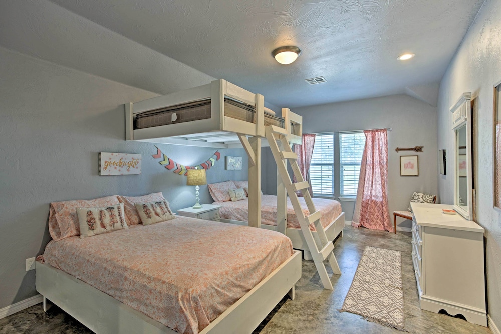 Walk to Lake Texoma! Modern Retreat w/ Game Room