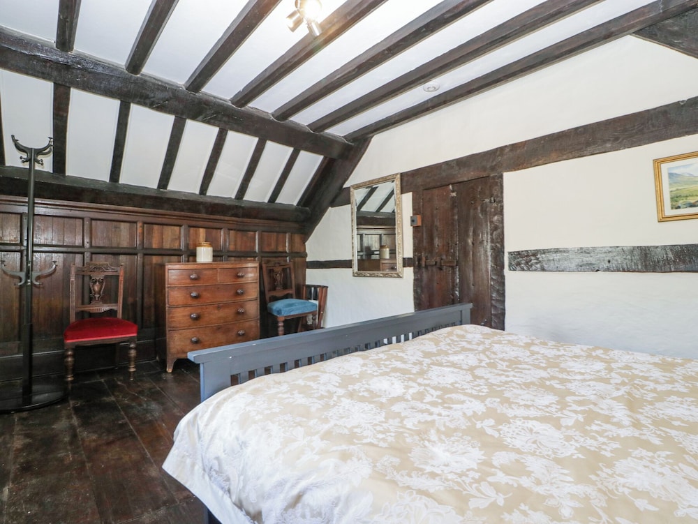 White Haywood Farmhouse