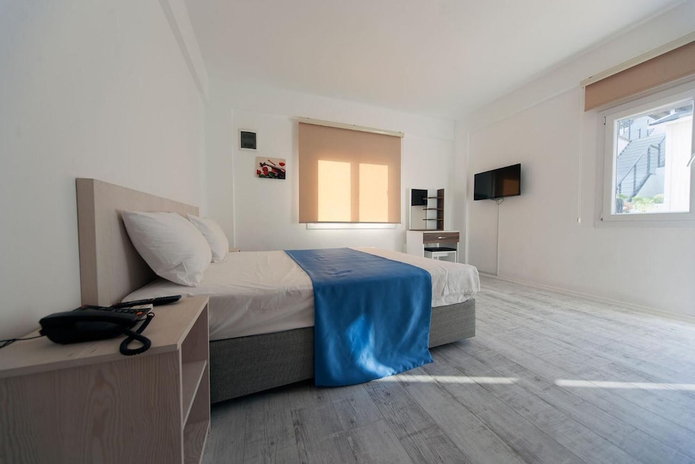 Metin's Gumusluk - Image 17