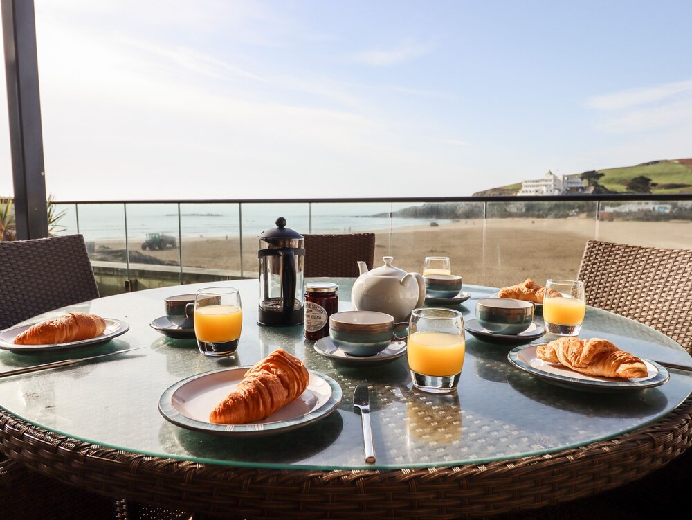 4 Burgh Island Causeway