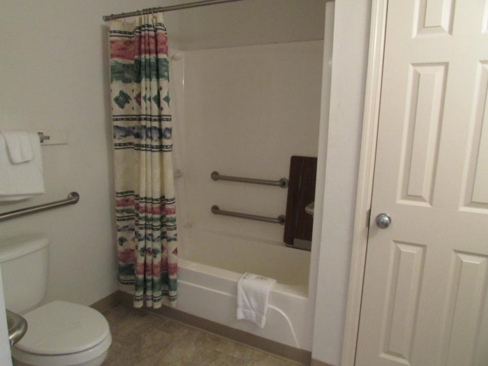 Photo 10