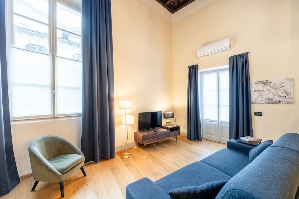 Palazzo Odescalchi by Wonderful Italy - Apt 6