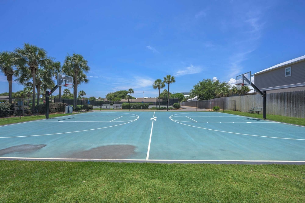 Seascape - Across From Pool and Tennis - Beach