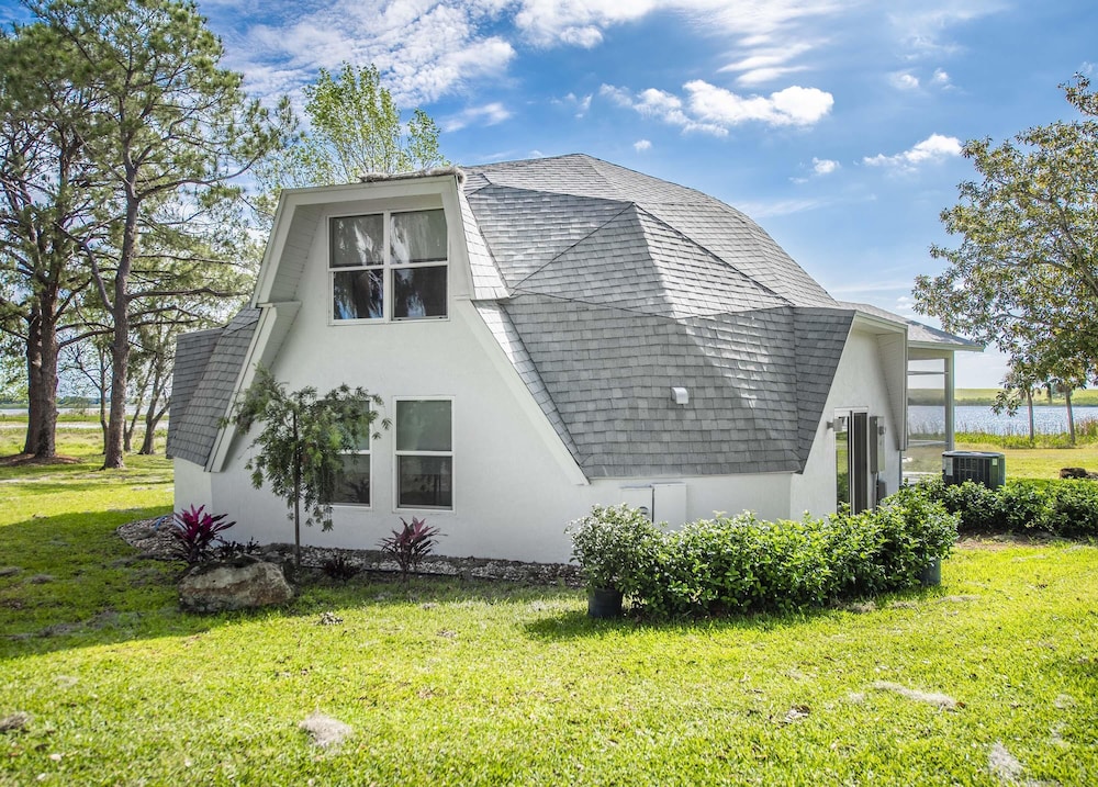 Orlando Vacations - Sumner Lake House 2 Bedrooms - Property Image 10