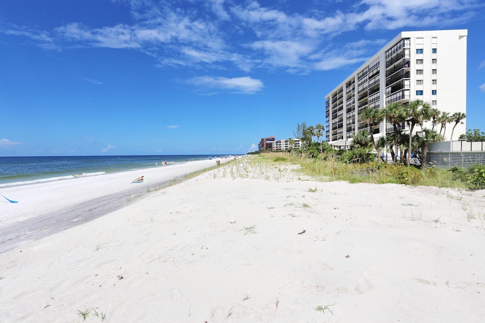 Ocean Sands 1-808