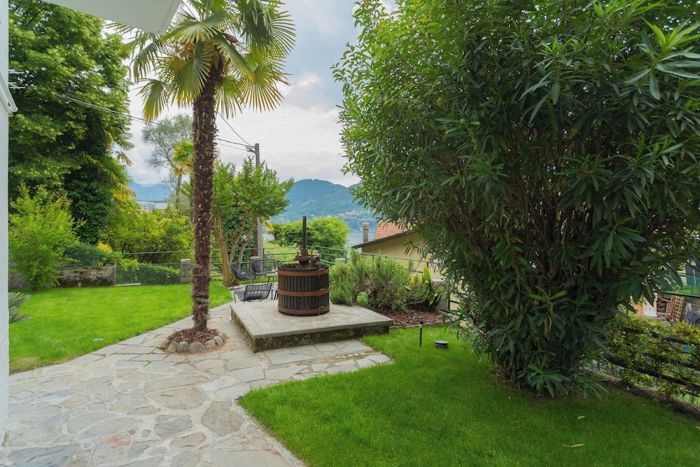 Enchanted Como Lake - Tremezzo Apartments by Rent all Como