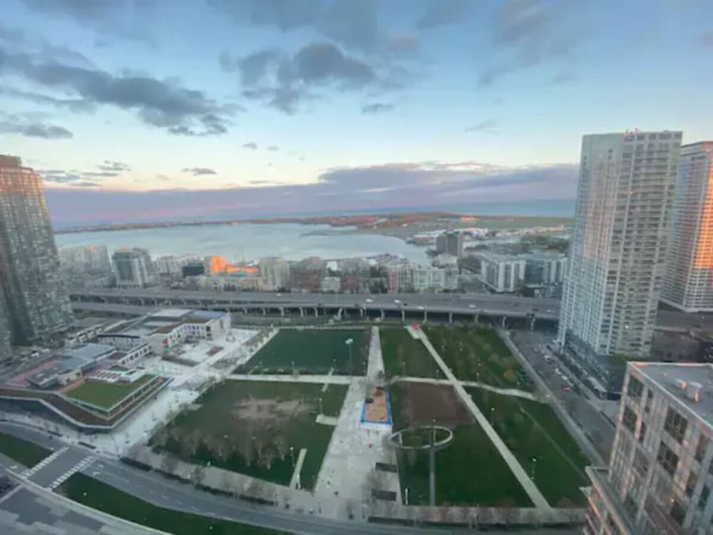 Waterfront Luxury Residences