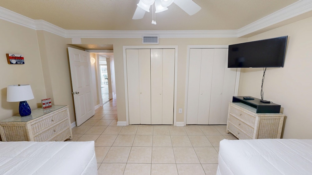 Shoreline Towers 2043 2 Bedroom Condo