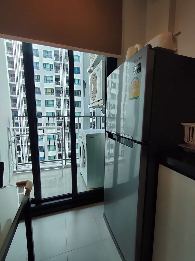 The Base Central Pattaya - 1 bdr Condo With Pool
