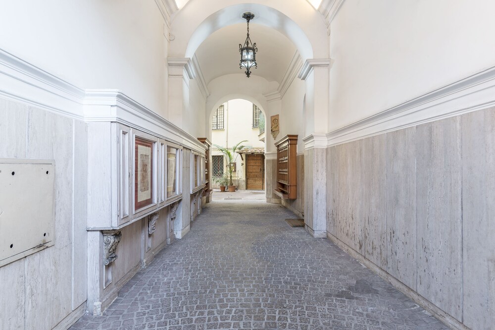 Trastevere Elegant Apartment