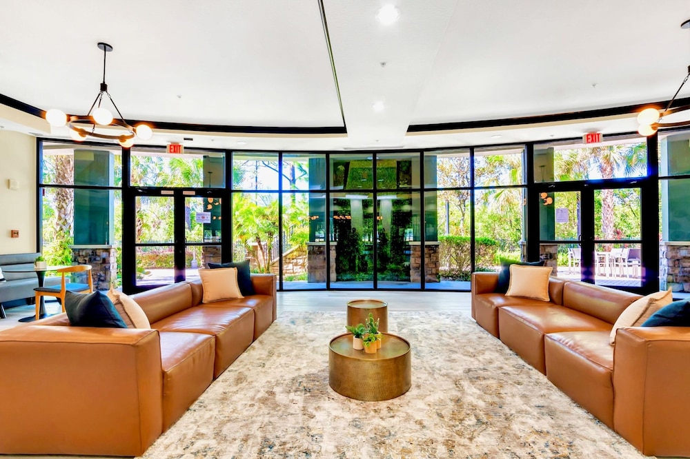 Modern 2BR Condo - Near Disney Pool Hot Tub view 4