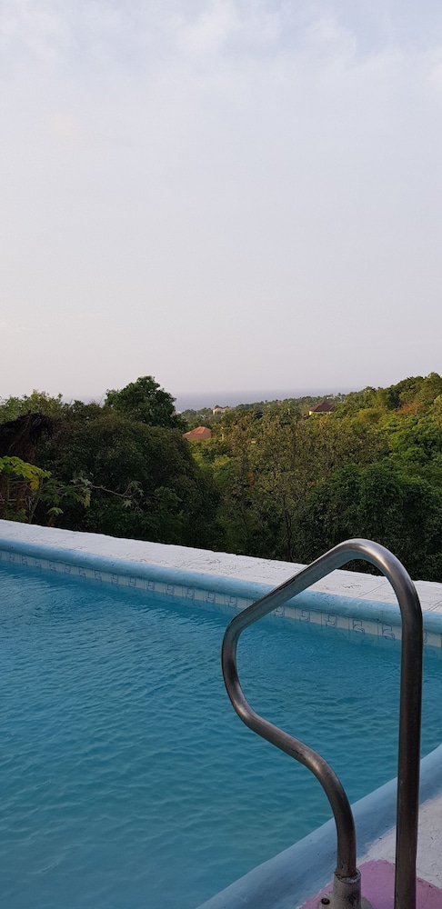 Jamaica Villa Sweetsap