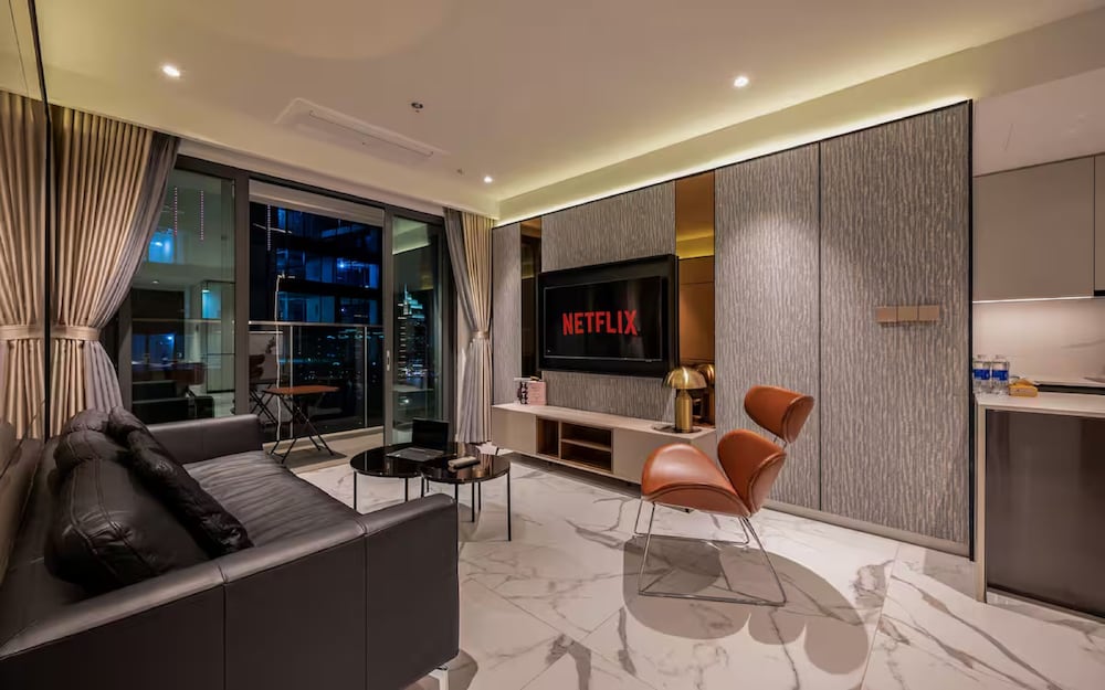Metropole Crest Risidence