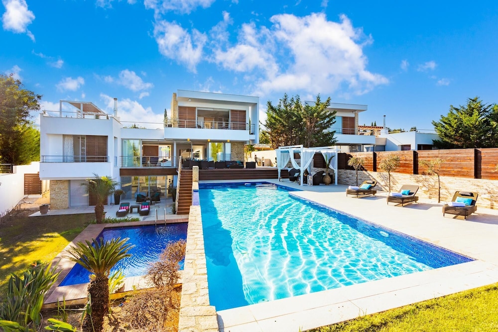 Annabel Beach Palace