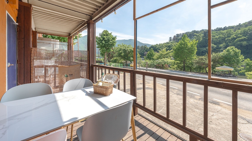Gapyeong Noksu Valley Pet Group Pension
