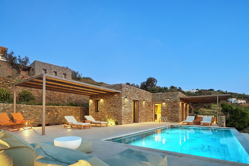 Mythic Villa