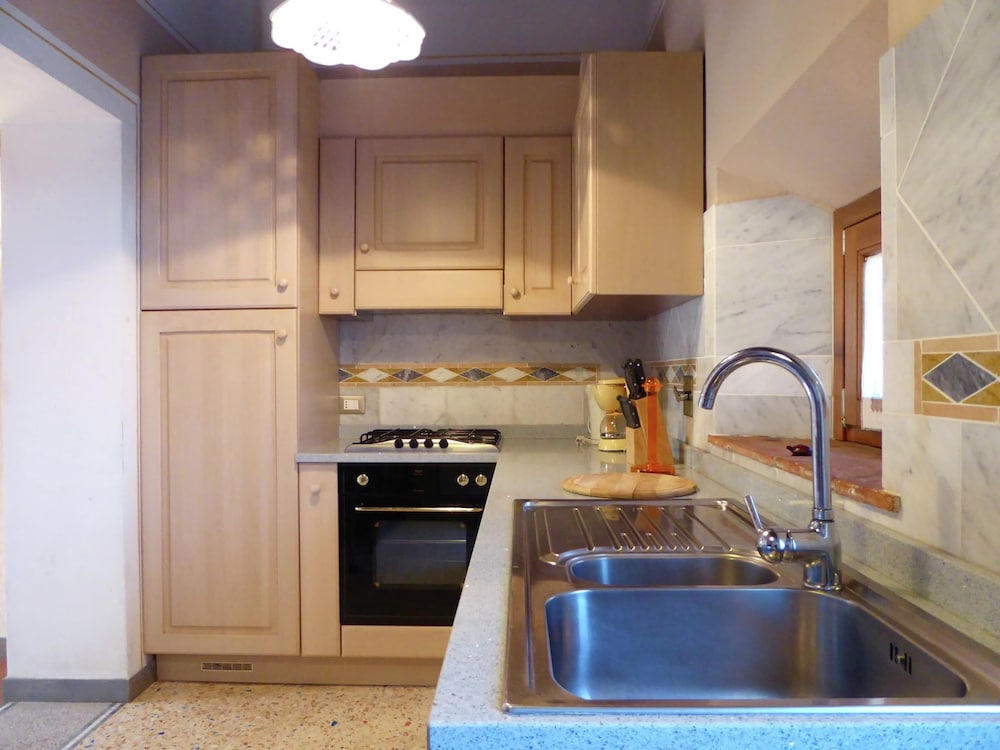 Holiday Home in Montecarelli With Pool photo 5