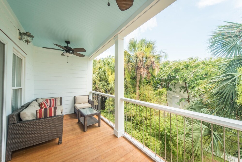 E Ashley A 121 4 Bedroom Holiday Home By My Ocean Rentals