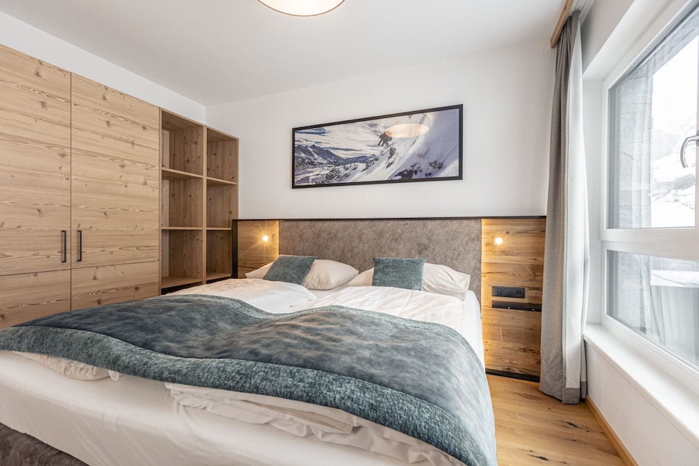Lovely Apartment With Mountain Views