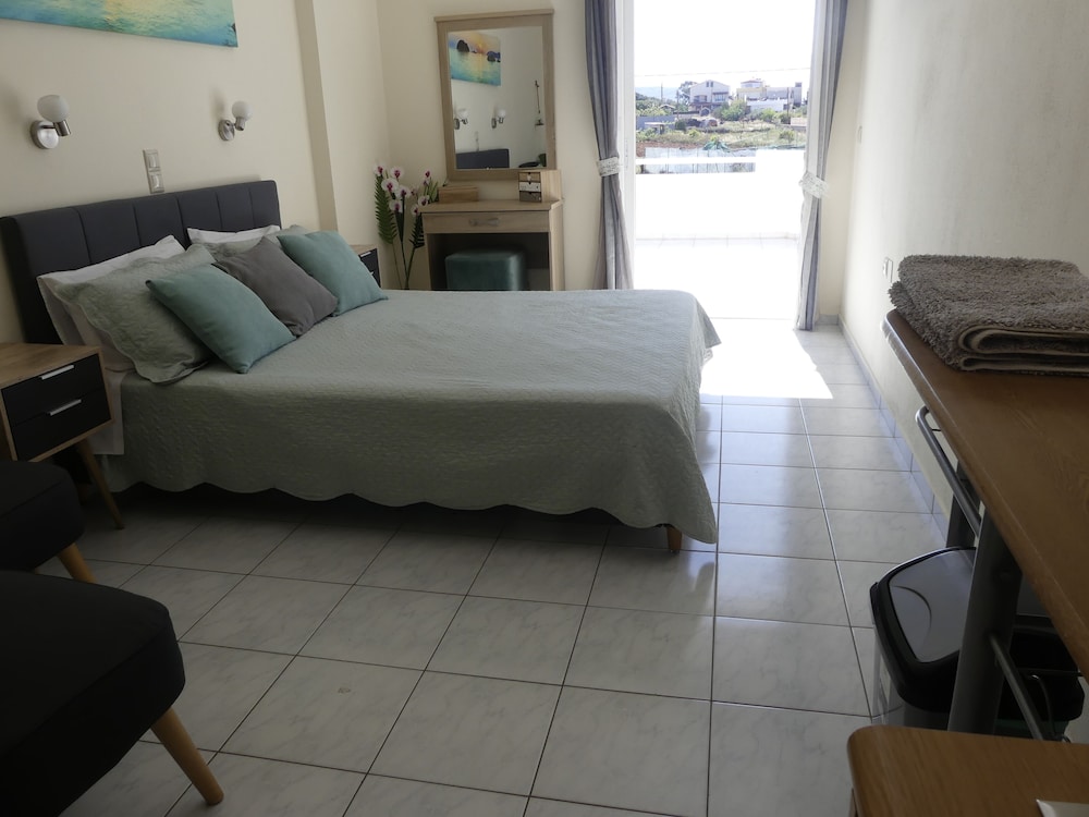 AMZ Apartments