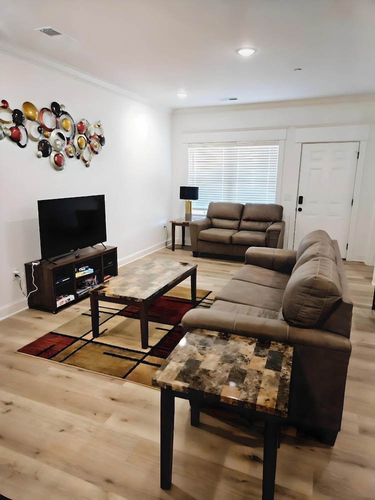 The Restful Refuge Unwind in Comfort and Peaceful Serenity