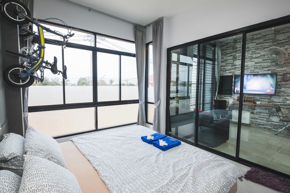 The Smart Hostel