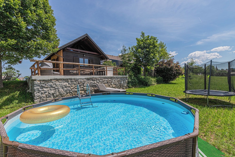 Family Friendly Krasevec Lodge