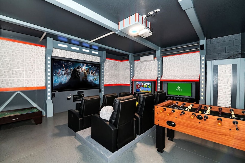 Magical Adv 5 Star Villa Movie Room Arcade Pool and More