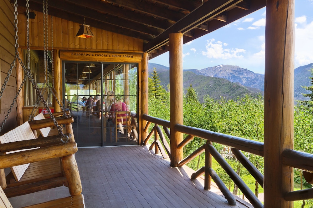 Grand Lake Lodge